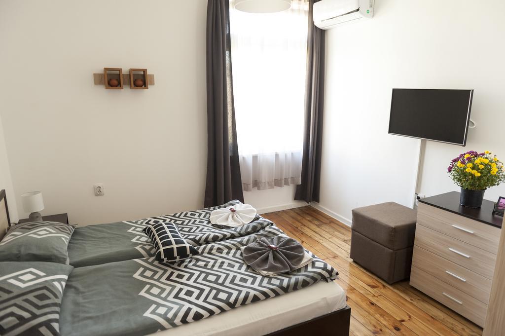 Graf Ignatiev - 3Br Apart София Экстерьер фото